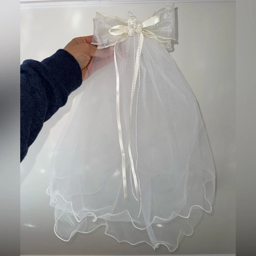 New Girls Flower Girl / Communion Veil with Satin Bow & Pearl Detail